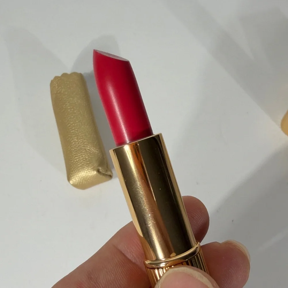 Estee Lauder Matte Red Cherry Lipstick in Gold Tube - Picture 4 of 7
